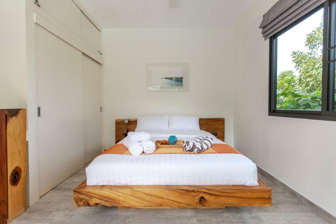 Lotus, 3 Bedrooms, Noi *